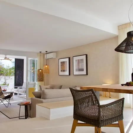 Apartment In Jardines De Golondrinas Marbella